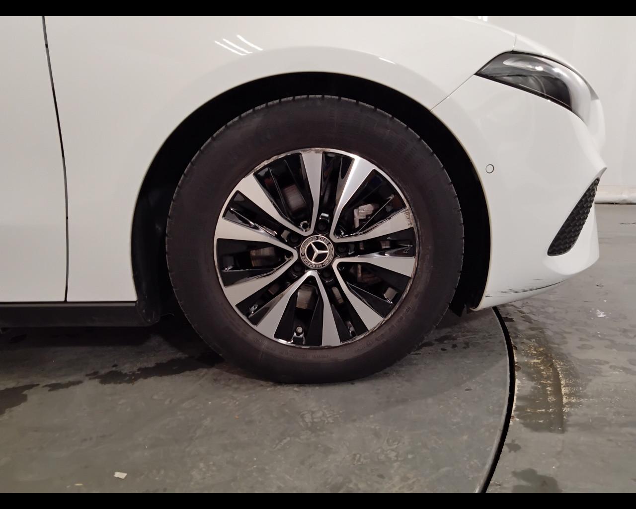 Mercedes-Benz Classe A - W177 2023 - A 180 d Advanced auto