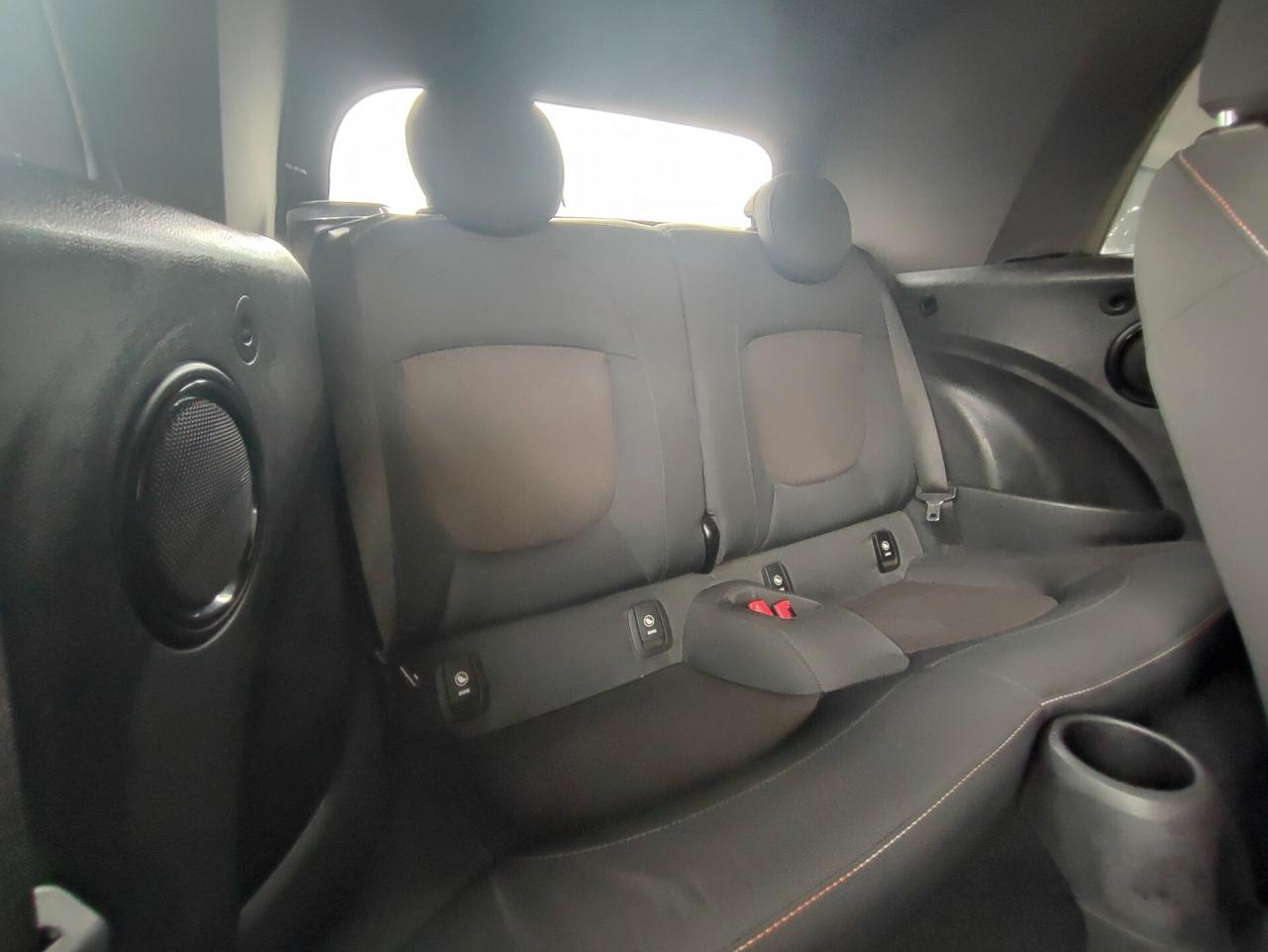 Mini 1.5 Cooper D Hype Cabrio