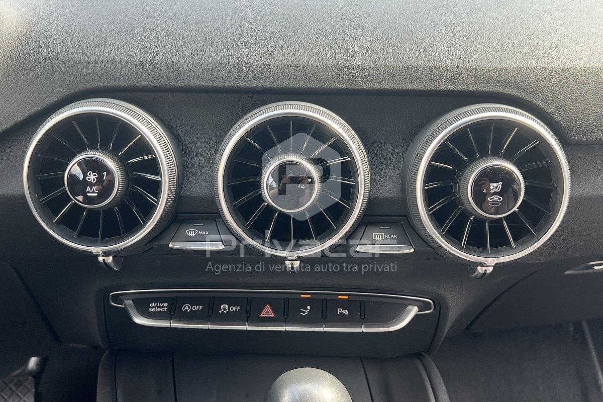 AUDI TT Coupé 40 TFSI S tronic