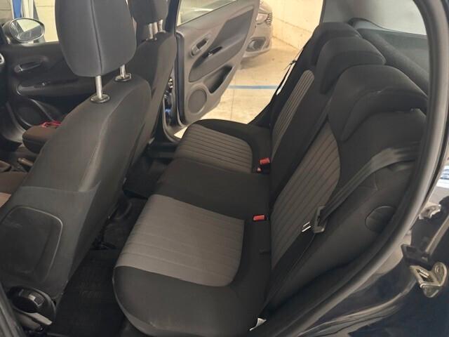 Fiat Punto 1.3 MJT II S&S 95 CV 5 porte Street