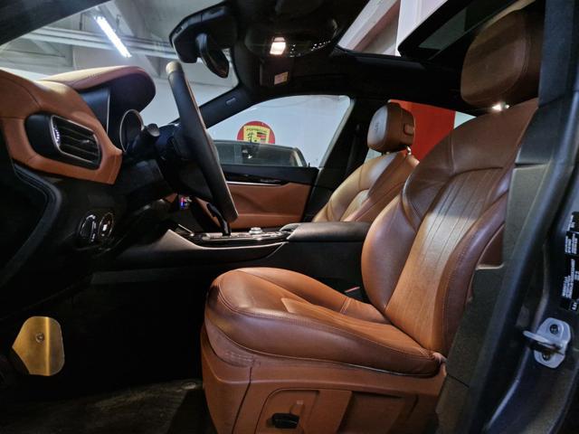 MASERATI Levante 3000 V6 CV.250 TETTO+21'+ UNIPROPR