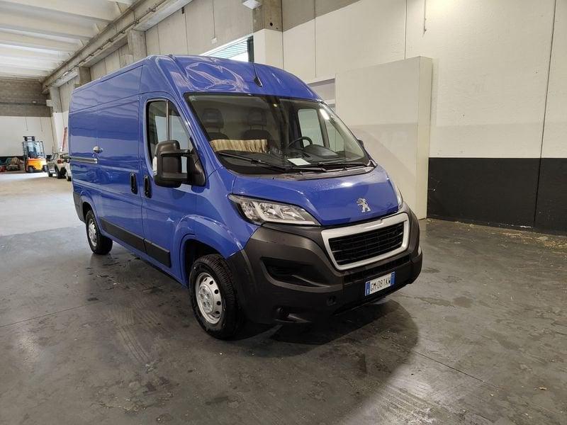 Peugeot Boxer 333 2.2 BlueHDi 140 S&S L2H2 (IVA ESCL.)