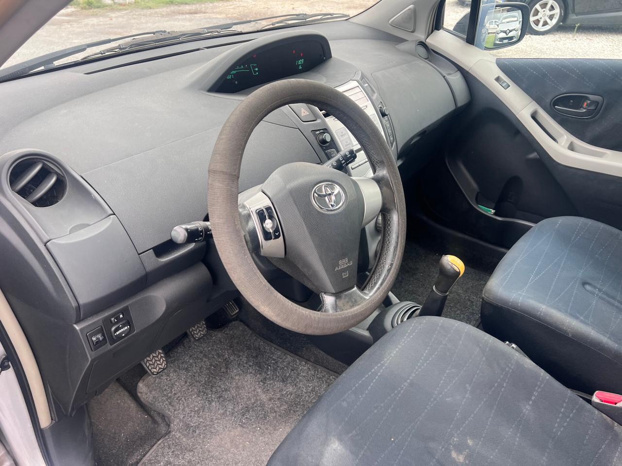 Toyota Yaris 1.3 3 porte Navi