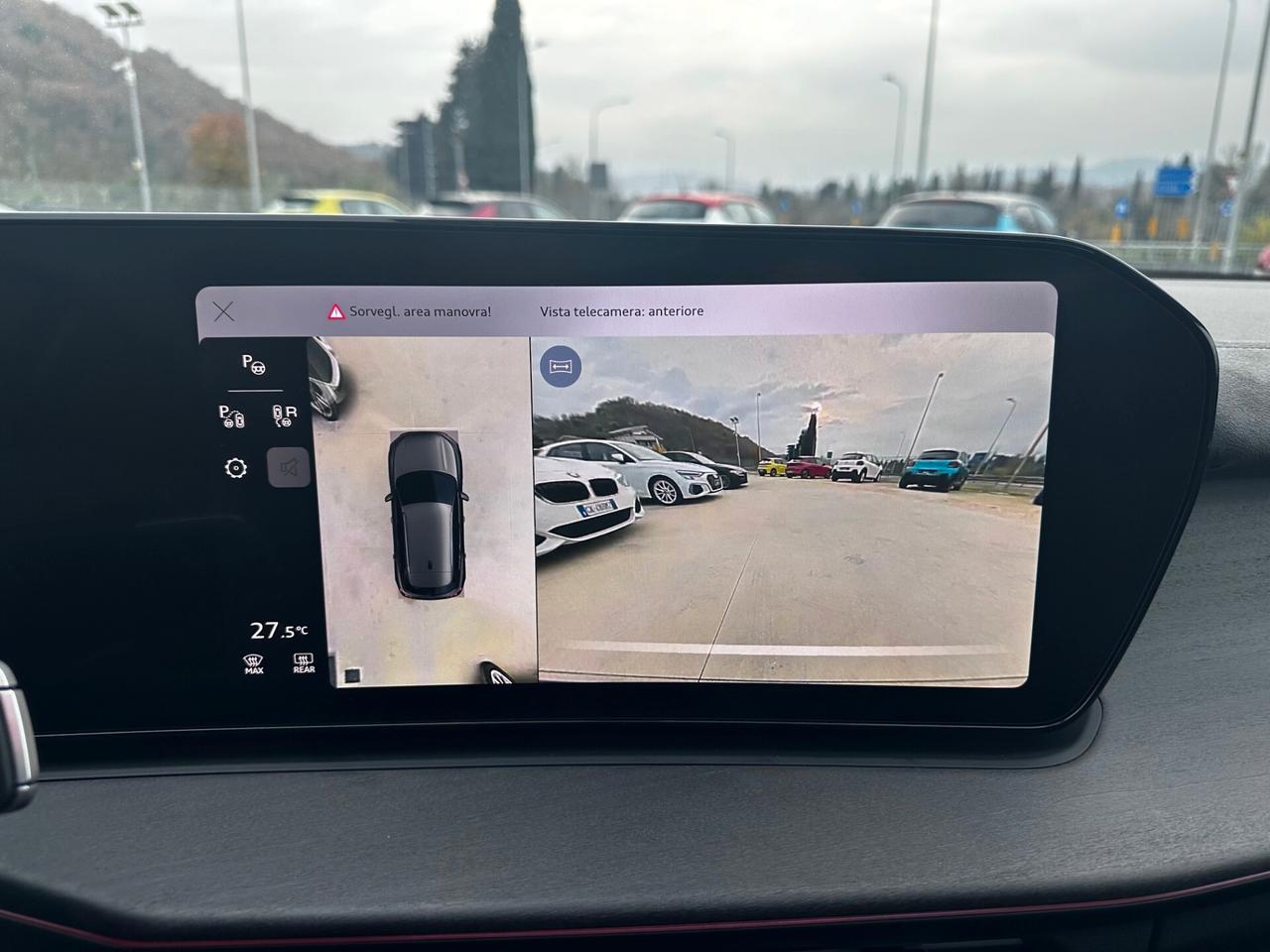 Audi Q3 NEW SPB 2.0TDI 150CV S-line KM ZERO 11/2025