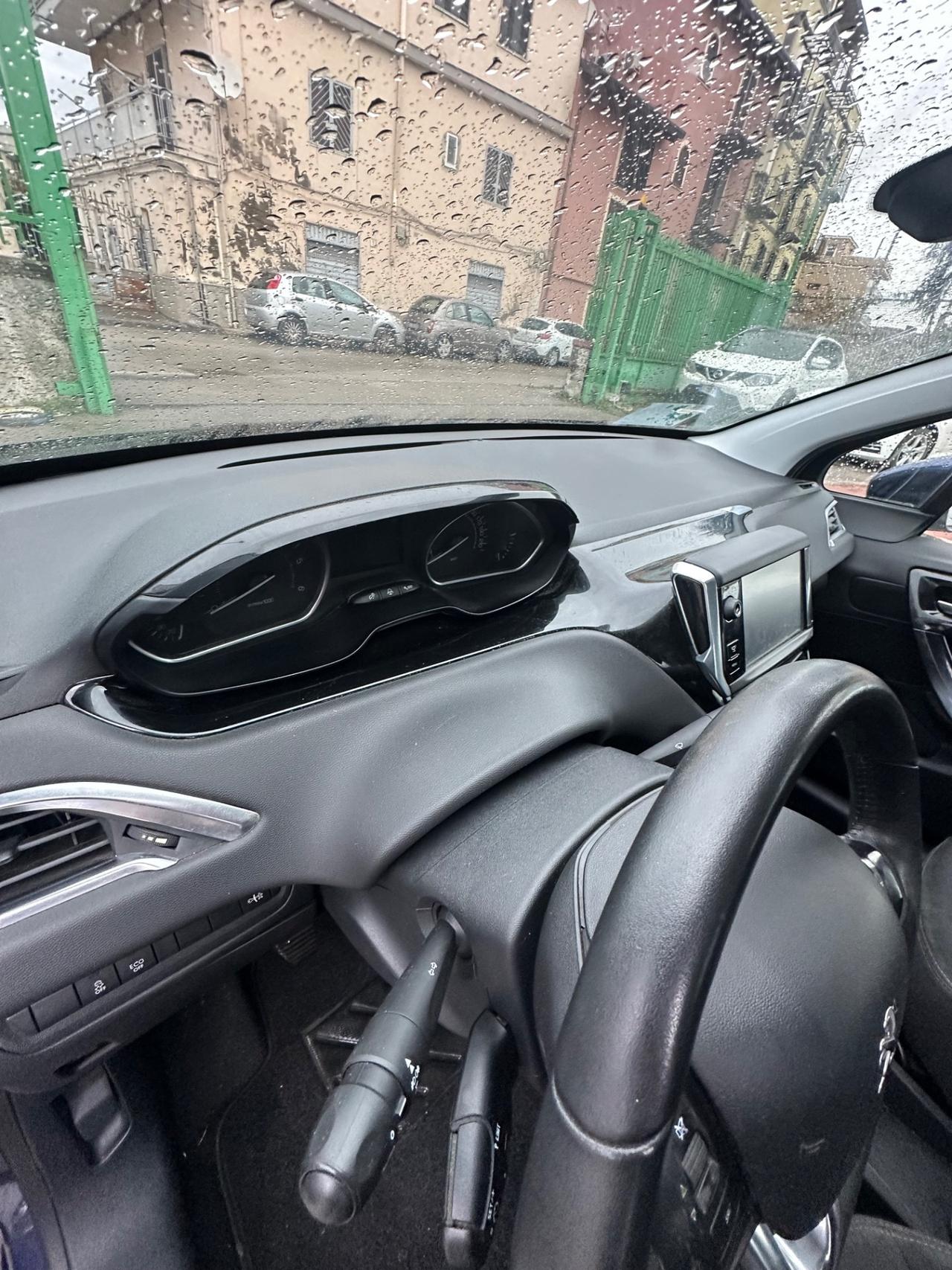 Peugeot 208 1.6 e-HDi 92 CV Stop&Start 5 porte Allure