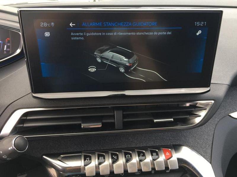 Peugeot 3008 PureTech Turbo 130 Allure Pack NAVI+KEYLESS 17 MILA KM