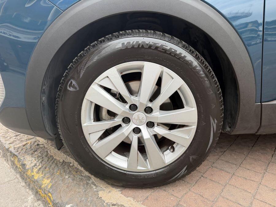 PEUGEOT 3008 1.5 HDI 130 AUTOM BUSINESS CERTIFICAT