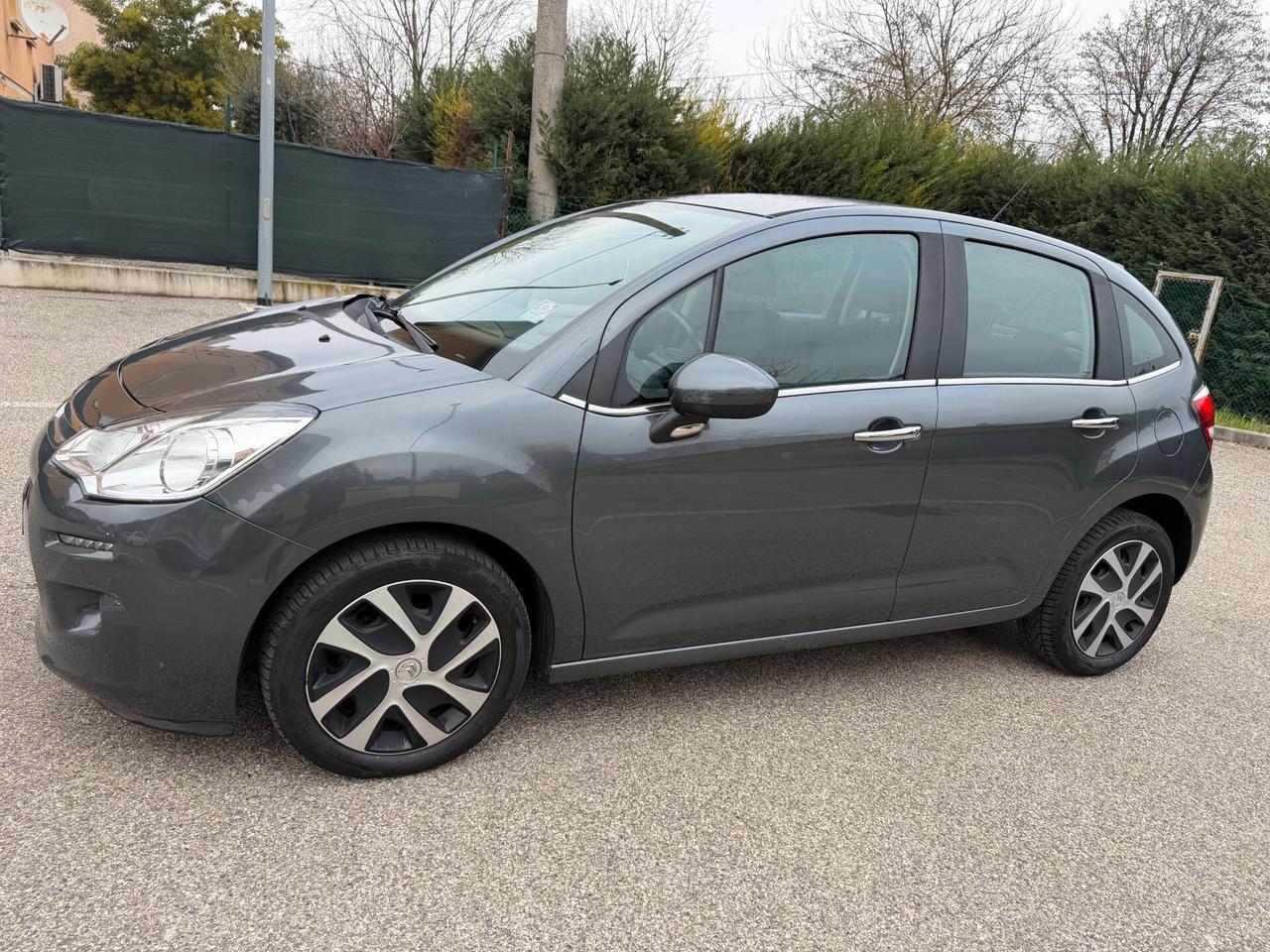 Citroen C3 1.2 - NEOPATENTATI - 12 MESI DI GARANZIA -