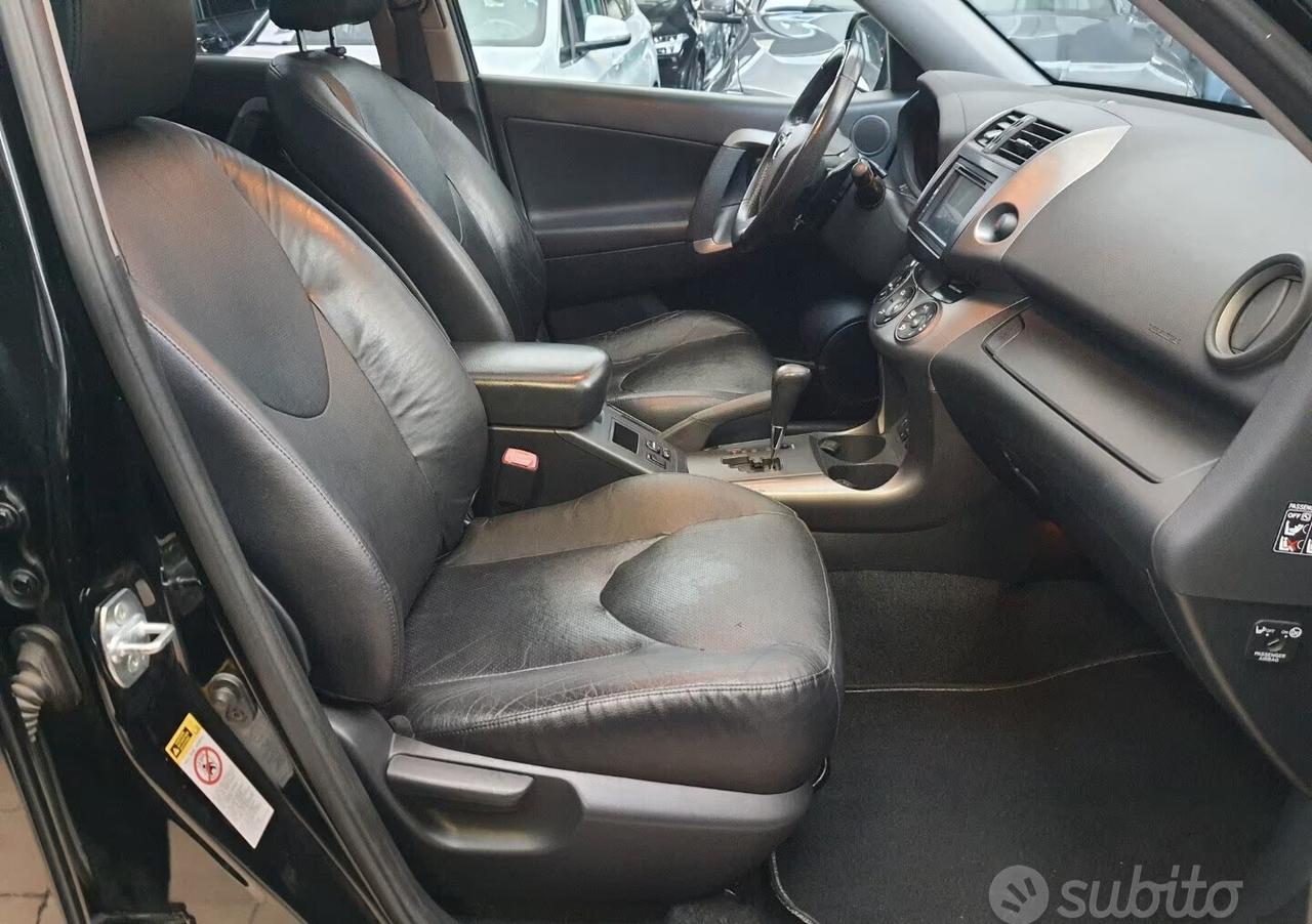 TOYOTA Rav4 Crossover 2.200 D-Cat A/T 150cv 4WD