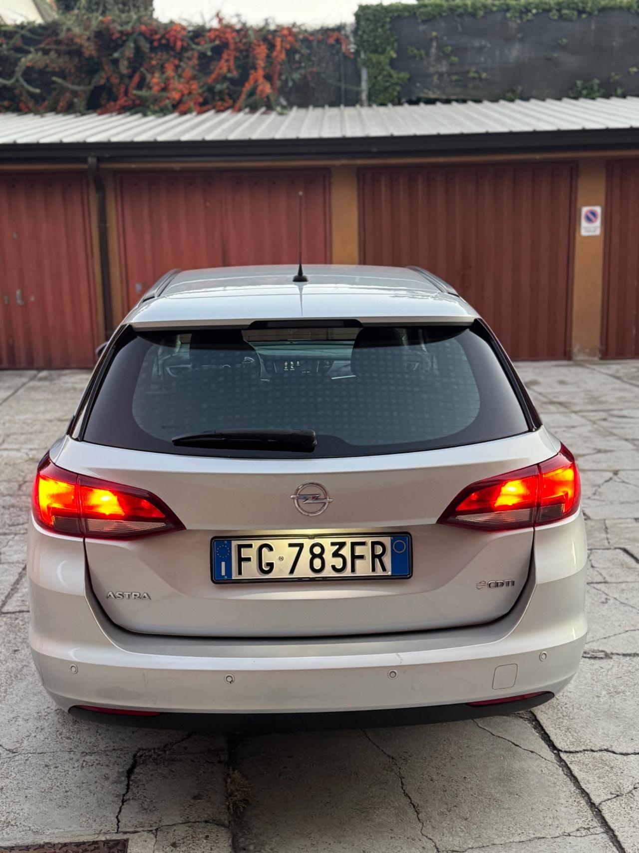 Opel Astra 1.6 CDTi Sports Tourer Business