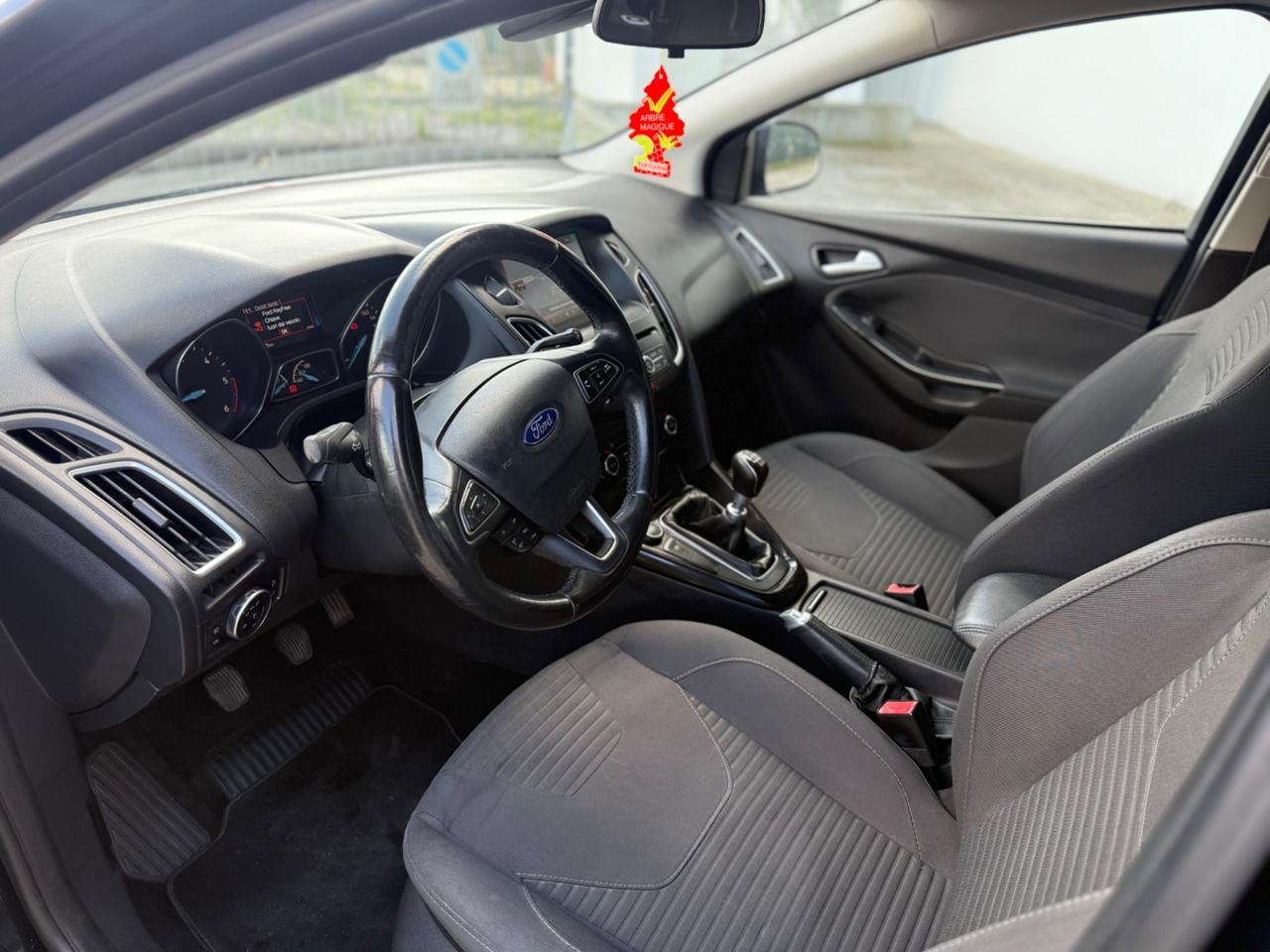 Ford Focus 1.5 TDCi TITANIUM NEOPAT. 2015 EURO 6