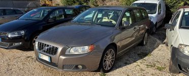Volvo V70 2.4