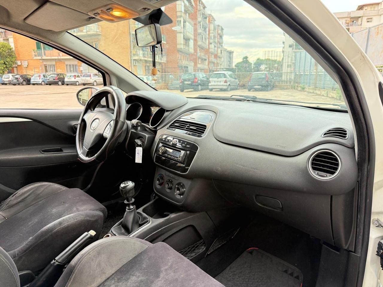 Fiat Punto 1.4 8V 5 porte Natural Power Lounge 2015