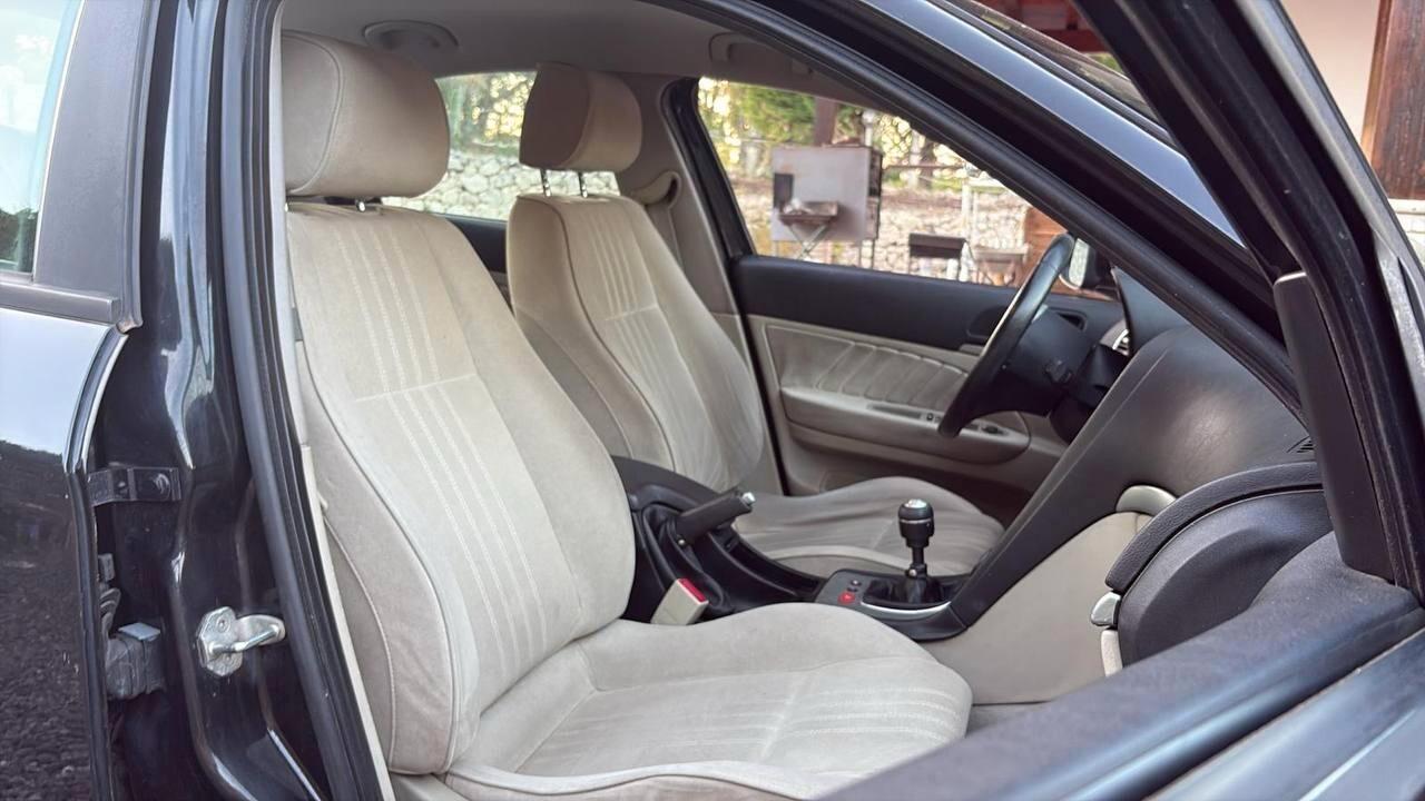 Alfa Romeo 159 2.0 JTDm Distinctive