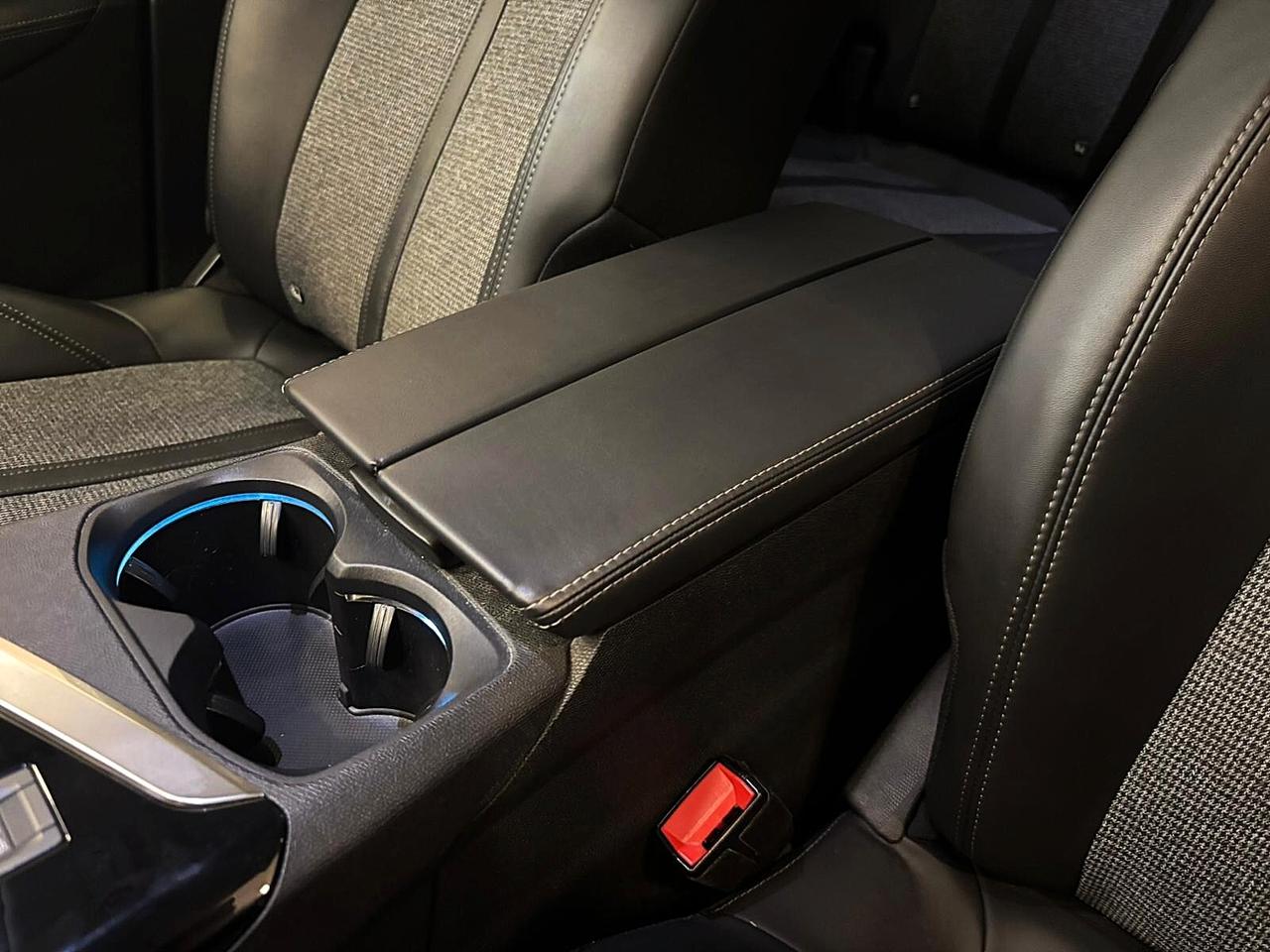 Peugeot 3008 1.5 HDI 130CV**TETTO**