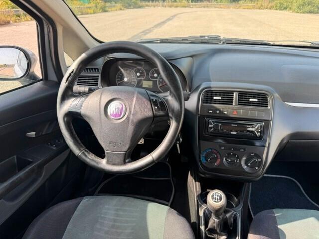 Fiat Grande Punto 1.3 MJT 75 CV 5 porte Dynamic