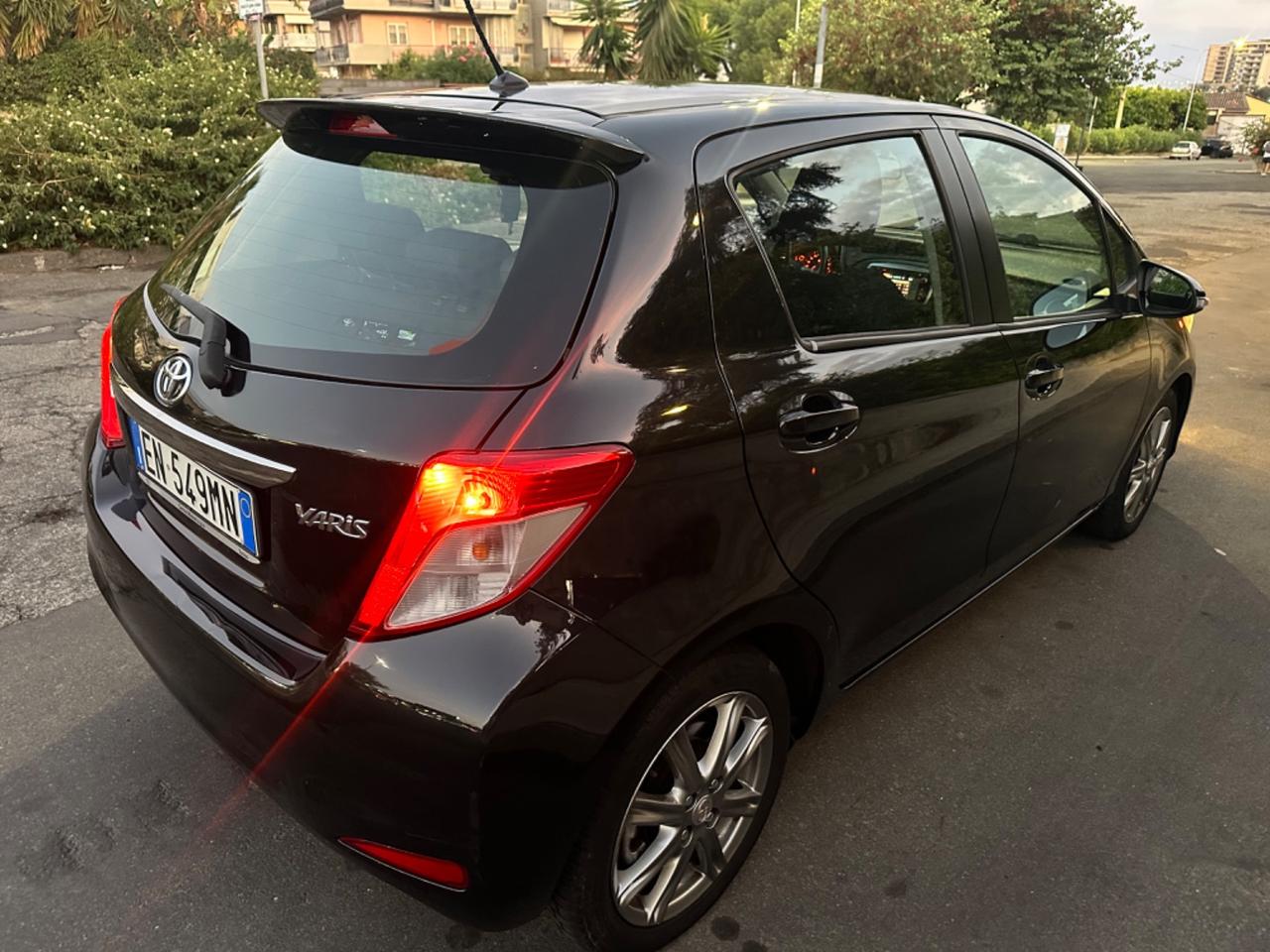 Toyota Yaris 1.4 D-4D 5 porte Lounge