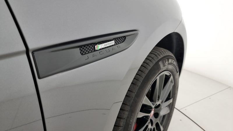 Jaguar F-Pace 2.0 250 CV AWD aut. R-Sport