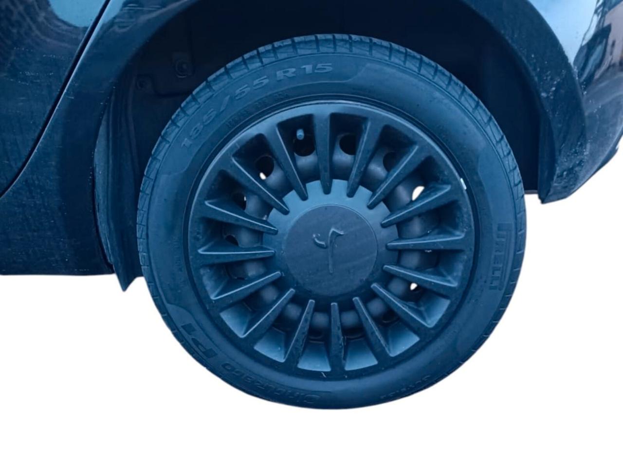 Lancia Ypsilon 1.0 FireFly 5 porte S&S Hybrid Gold