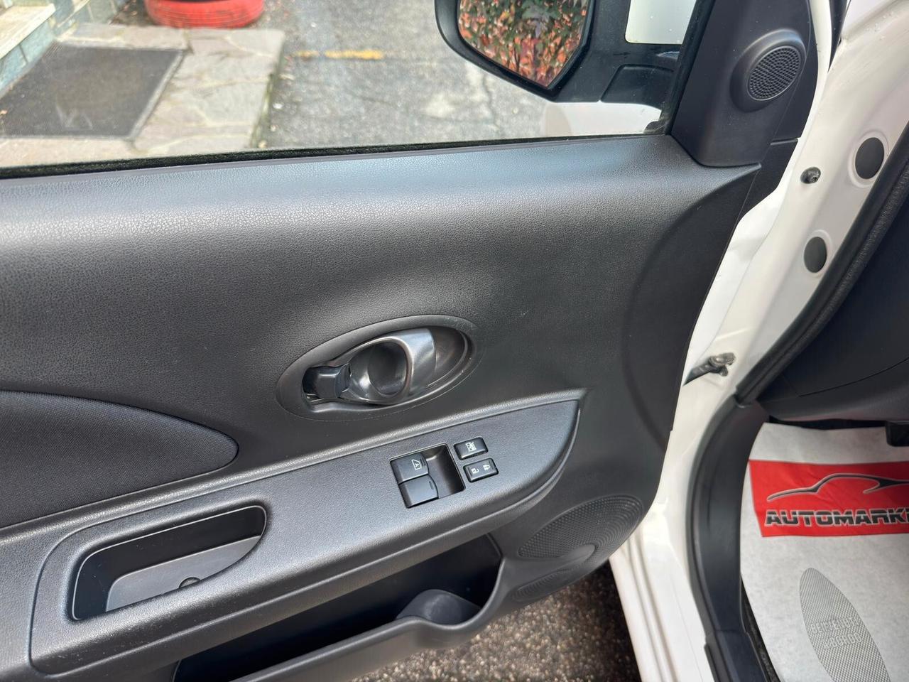 Nissan Micra 1.2 80cv Tekna AUTOMATICO