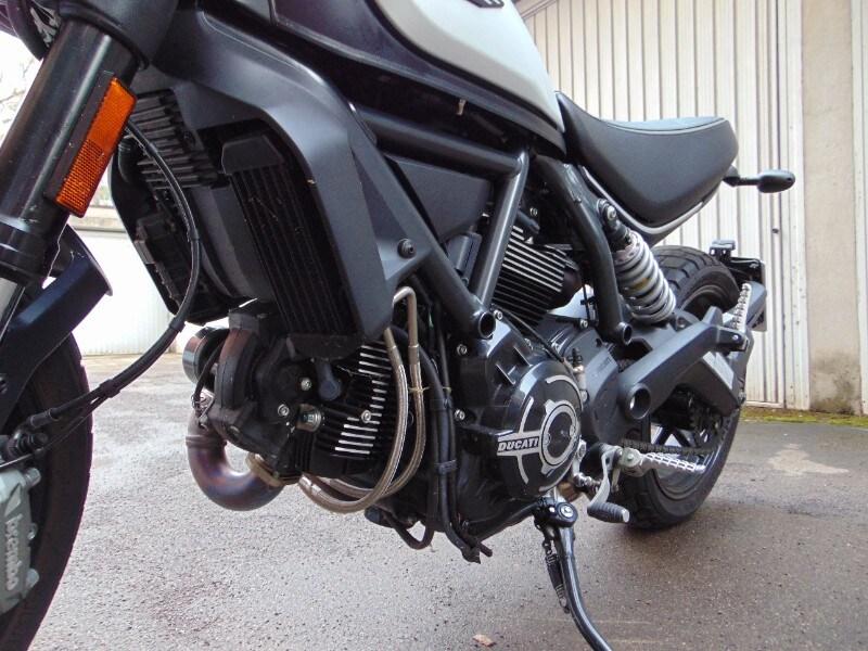 Ducati Scrambler Icon Dark