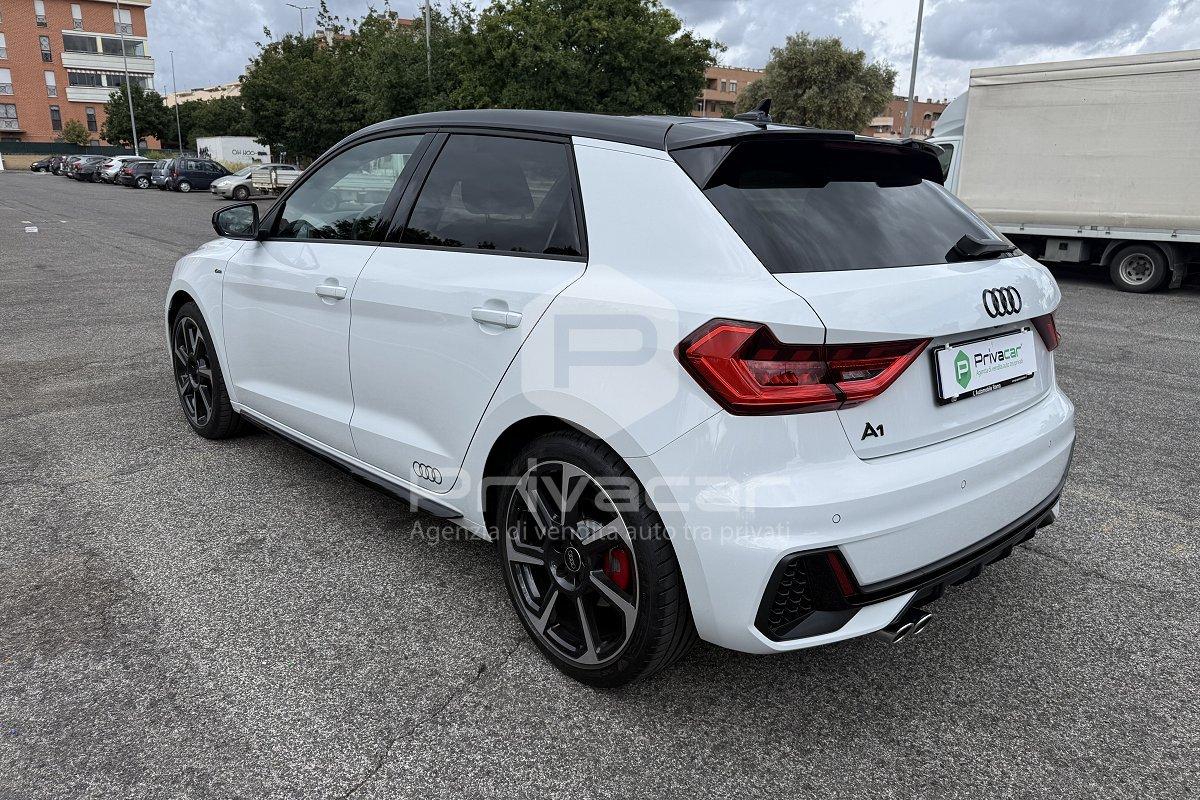 AUDI A1 SPB 40 TFSI S tronic Identity Black