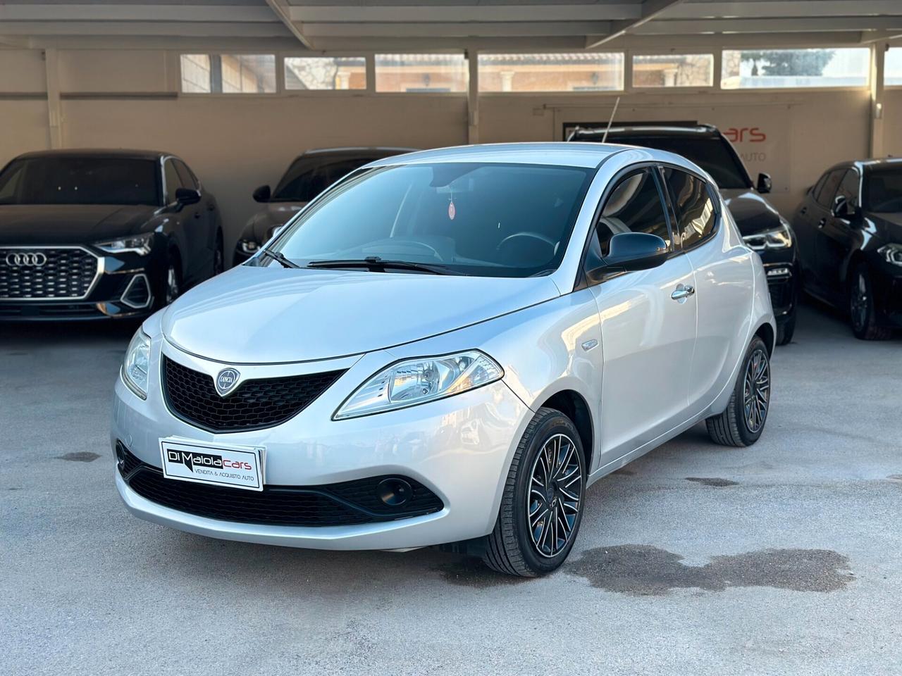 Lancia Ypsilon 1.2 69 CV 5 porte GPL Gold