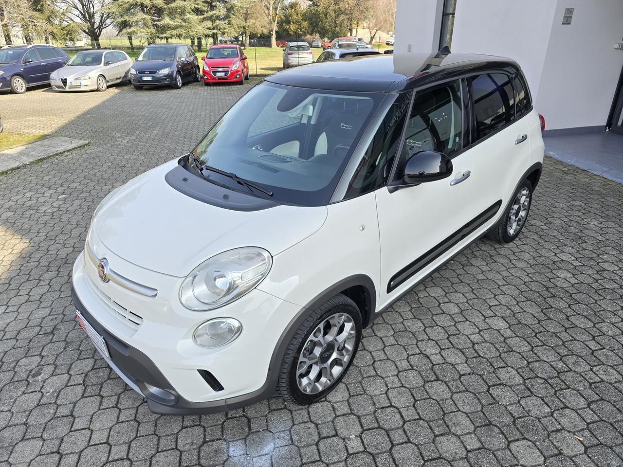 Fiat 500L 1.6 Multijet 120 CV Trekking|TETTO PANO|NEOPATENTATI