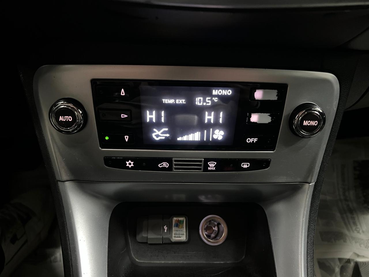 Lancia Delta 1.4 T-Jet 120 CV Platino Ecochic GPL