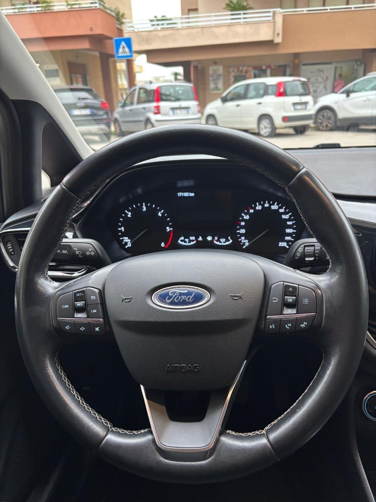 Ford Fiesta 1.5 EcoBlue 5 porte Titanium