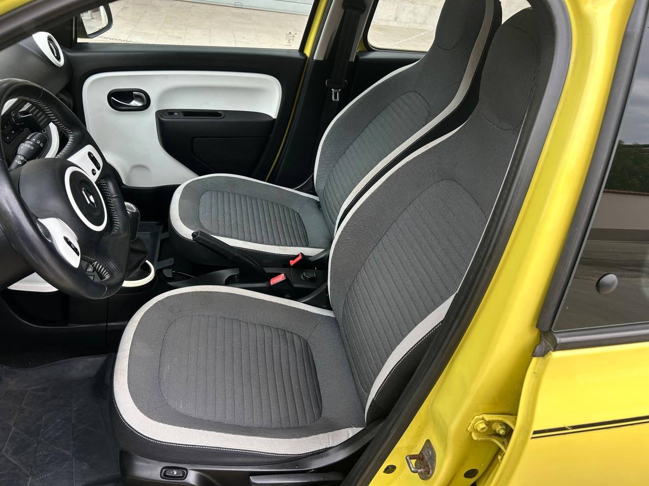 Renault Twingo 1.0 SCe Live