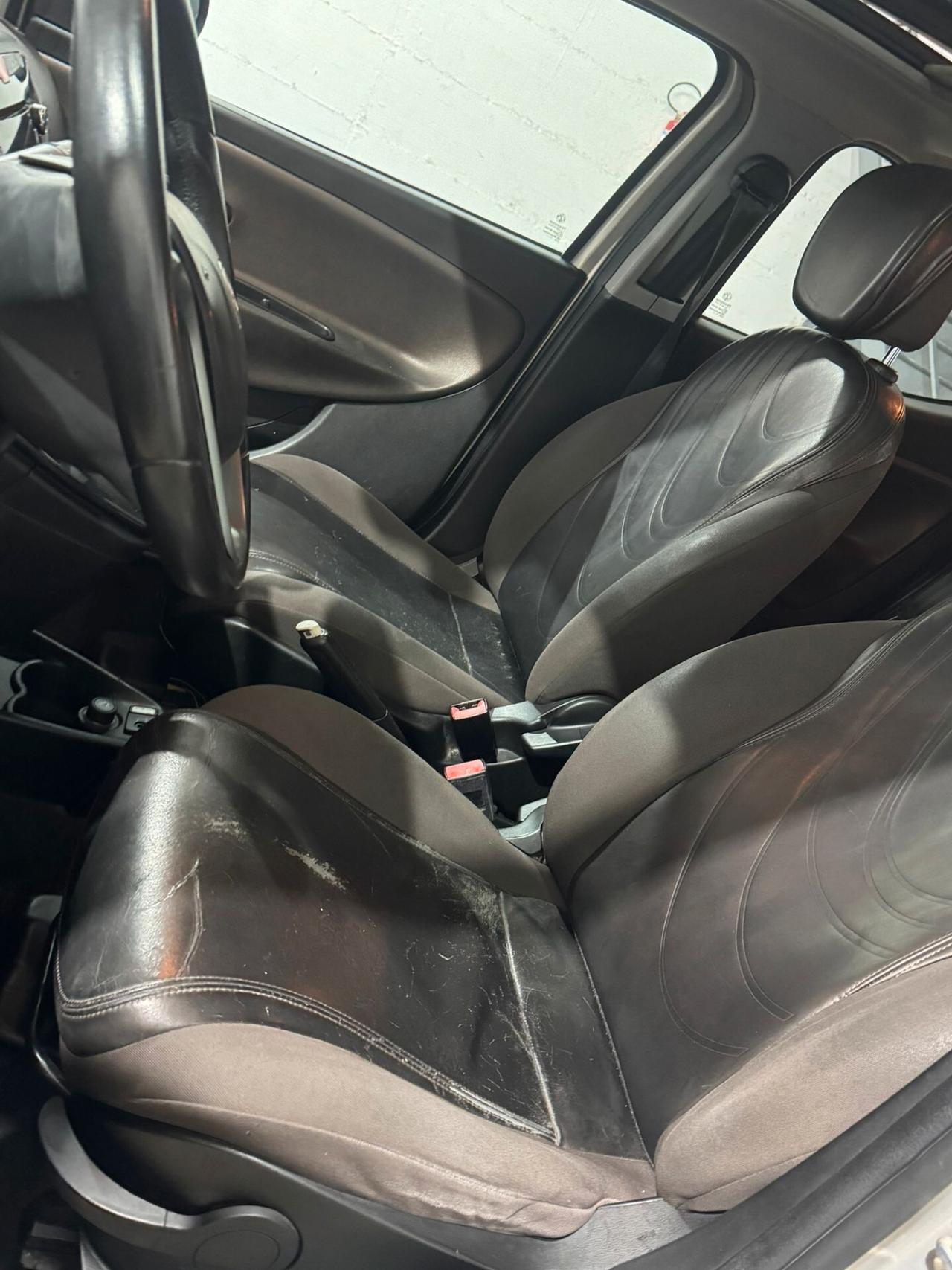 Lancia Ypsilon 1.3 MJT 16V 95 CV 5 porte S&S Gold