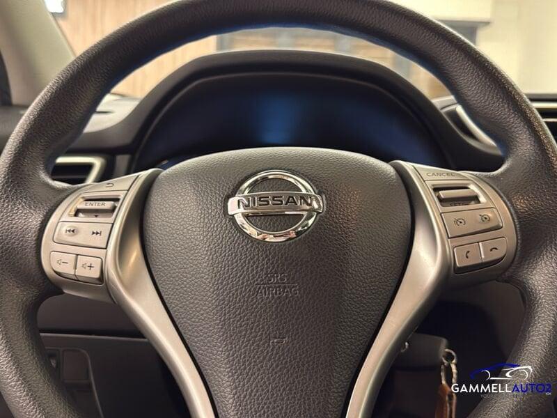 Nissan Qashqai 1.5 110 dCi N-Connecta