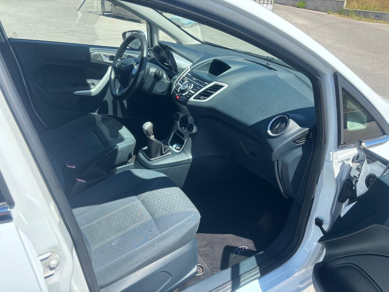 Ford Fiesta 1.4 TDCi 5p. Titanium