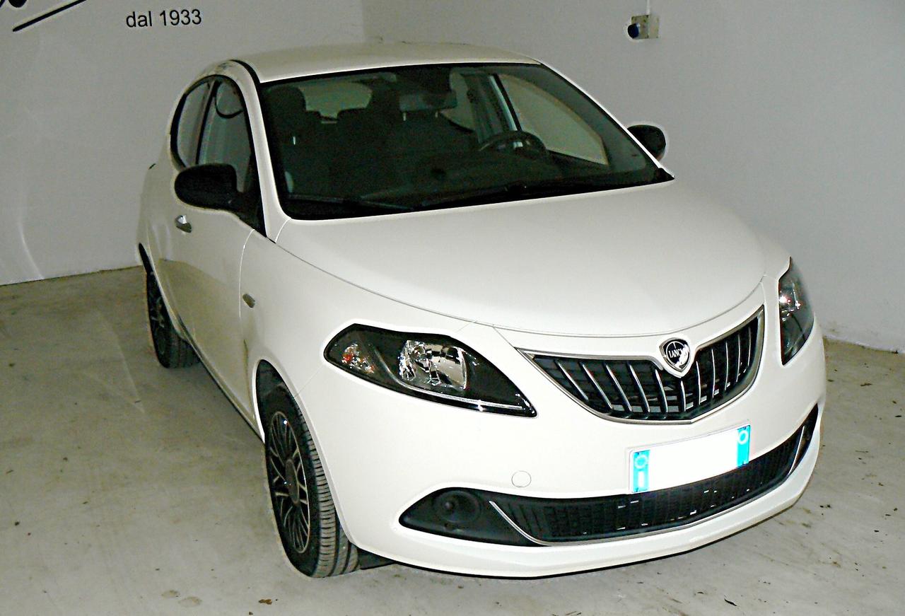 Lancia Ypsilon 1.0 FireFly 5 porte S&S Hybrid Platino - n101109