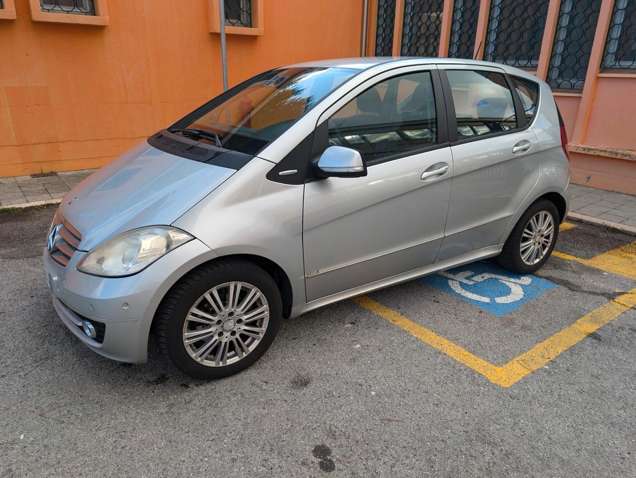 Mercedes-benz A 180 A 200 CDI Avantgarde