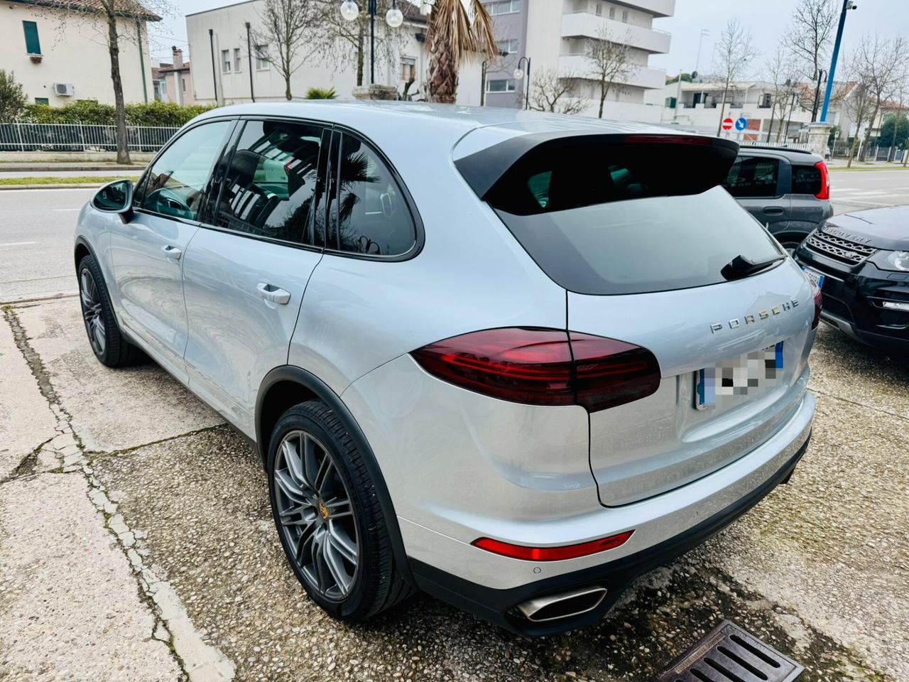 PORSCHE CAYENNE 3.0 250cv FULL FULL 15( PERMUTO)