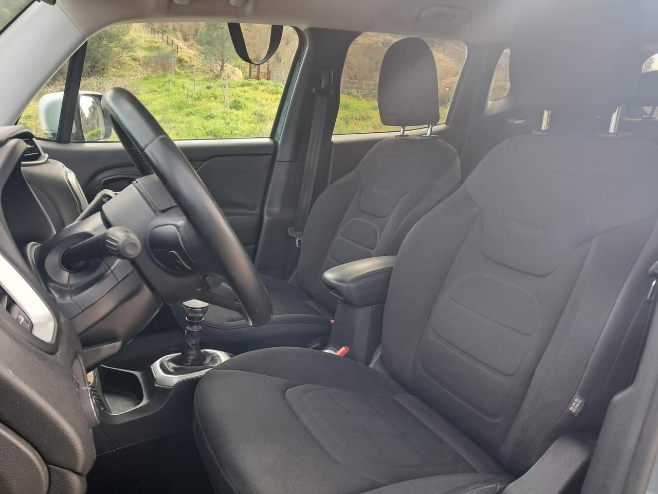 Jeep Renegade 1.6 Mjt 120 CV (eseguito tagliando completo con distribuzione)