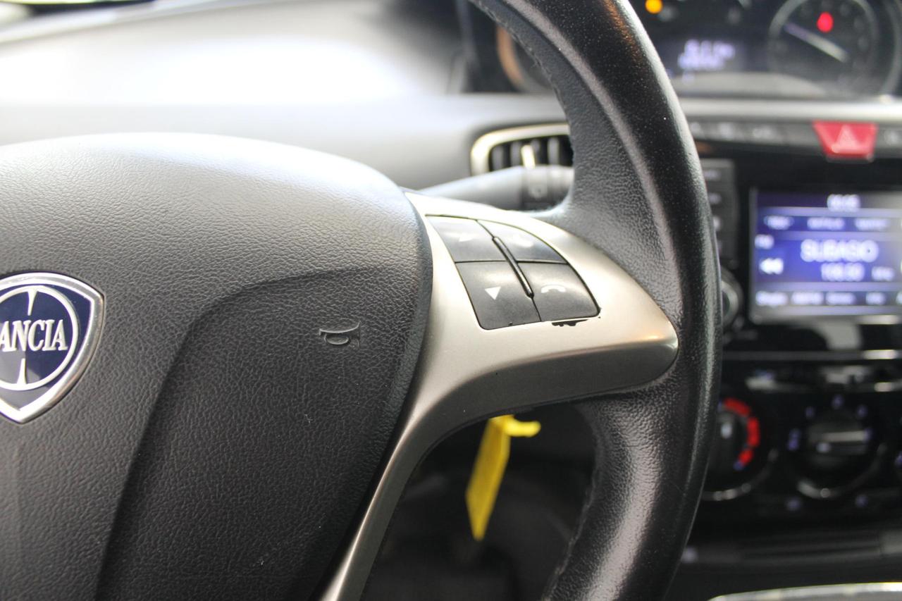 Lancia Ypsilon 1.2 Silver 70 Cv. Ecochic GPL