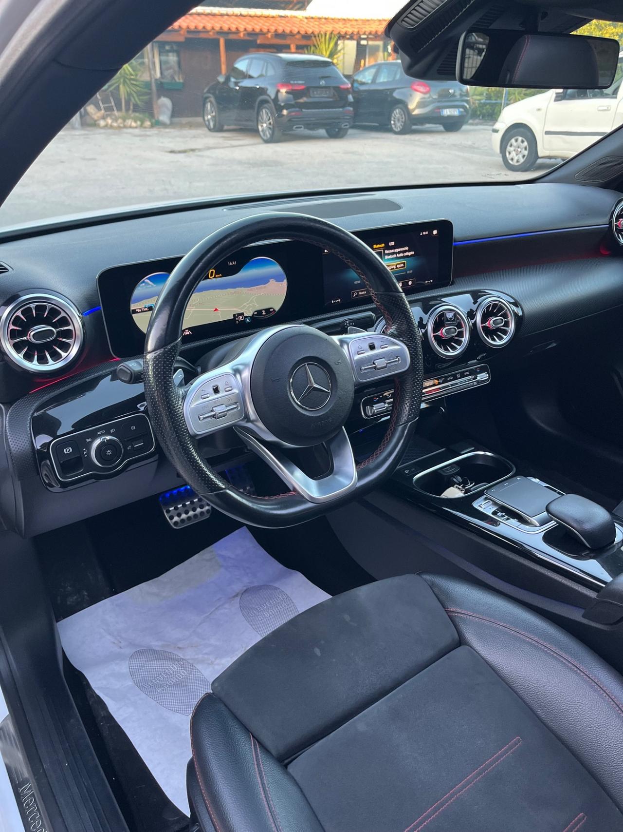 Mercedes-benz A 180 d Sedan AMG Night Edition Automatic