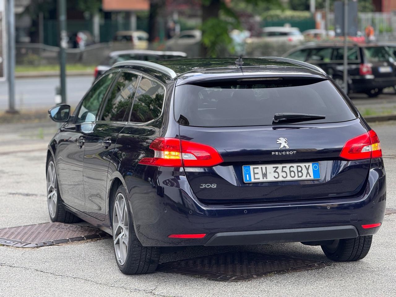 Peugeot 308 1.6 e-HDi 115 CV Stop&Start SW GT Line