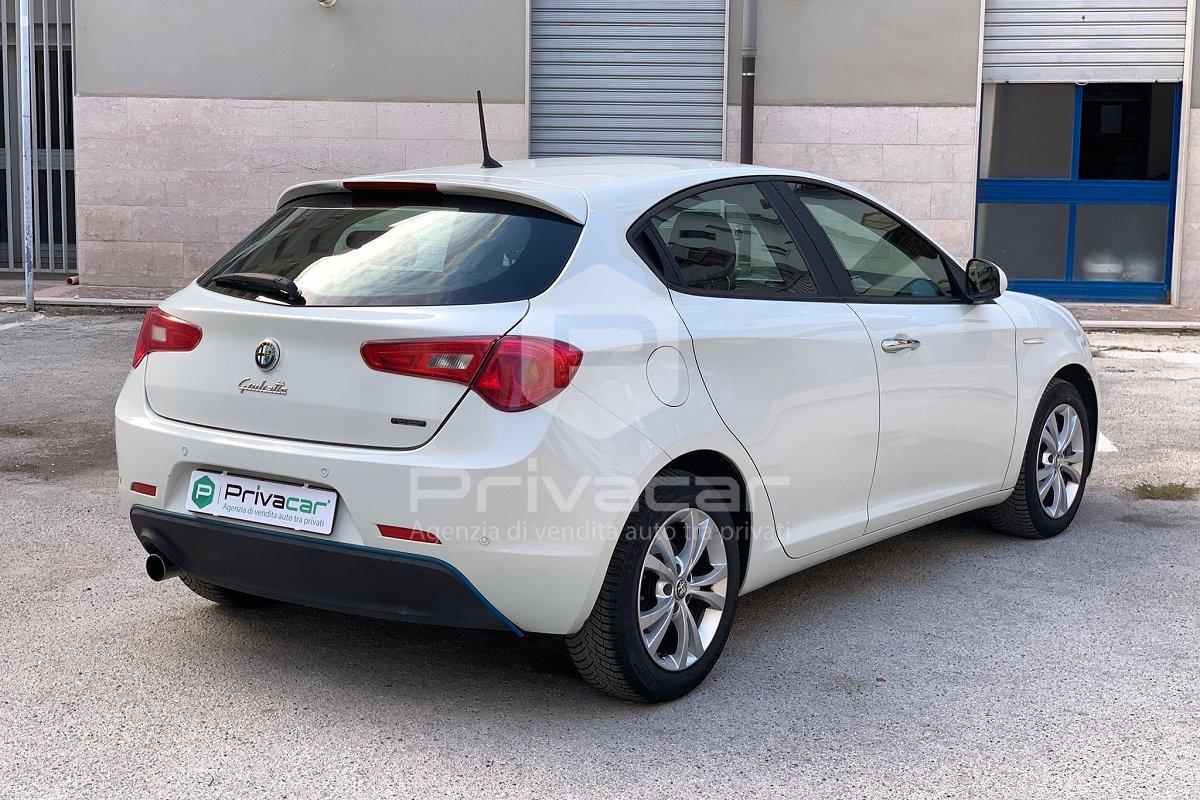 ALFA ROMEO Giulietta 1.6 JTDm-2 105 CV Distinctive