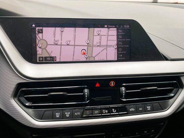 Bmw 116i 5p. Advantage AUTOM. OK NEOPATENTATI NAVY CARPLAY PREZZO REALE