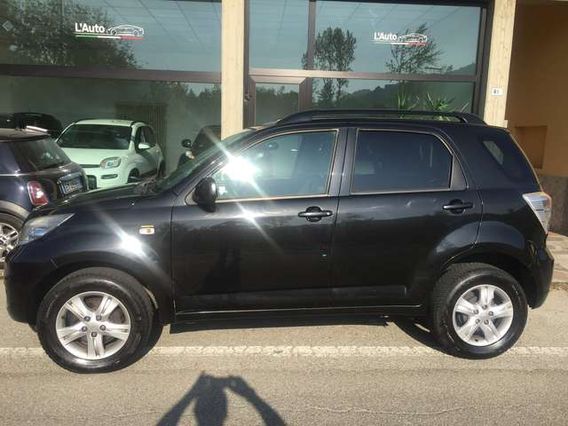 Daihatsu Terios Terios 1.5 B You Think Pink 4wd E5
