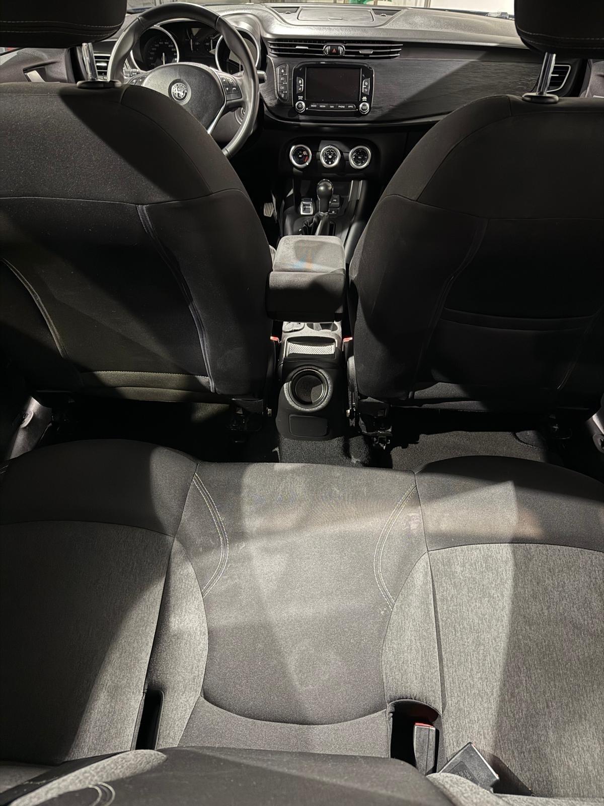 Alfa Romeo Giulietta 1.6 JTD-NEOPATENTATI-AUTOMATICA