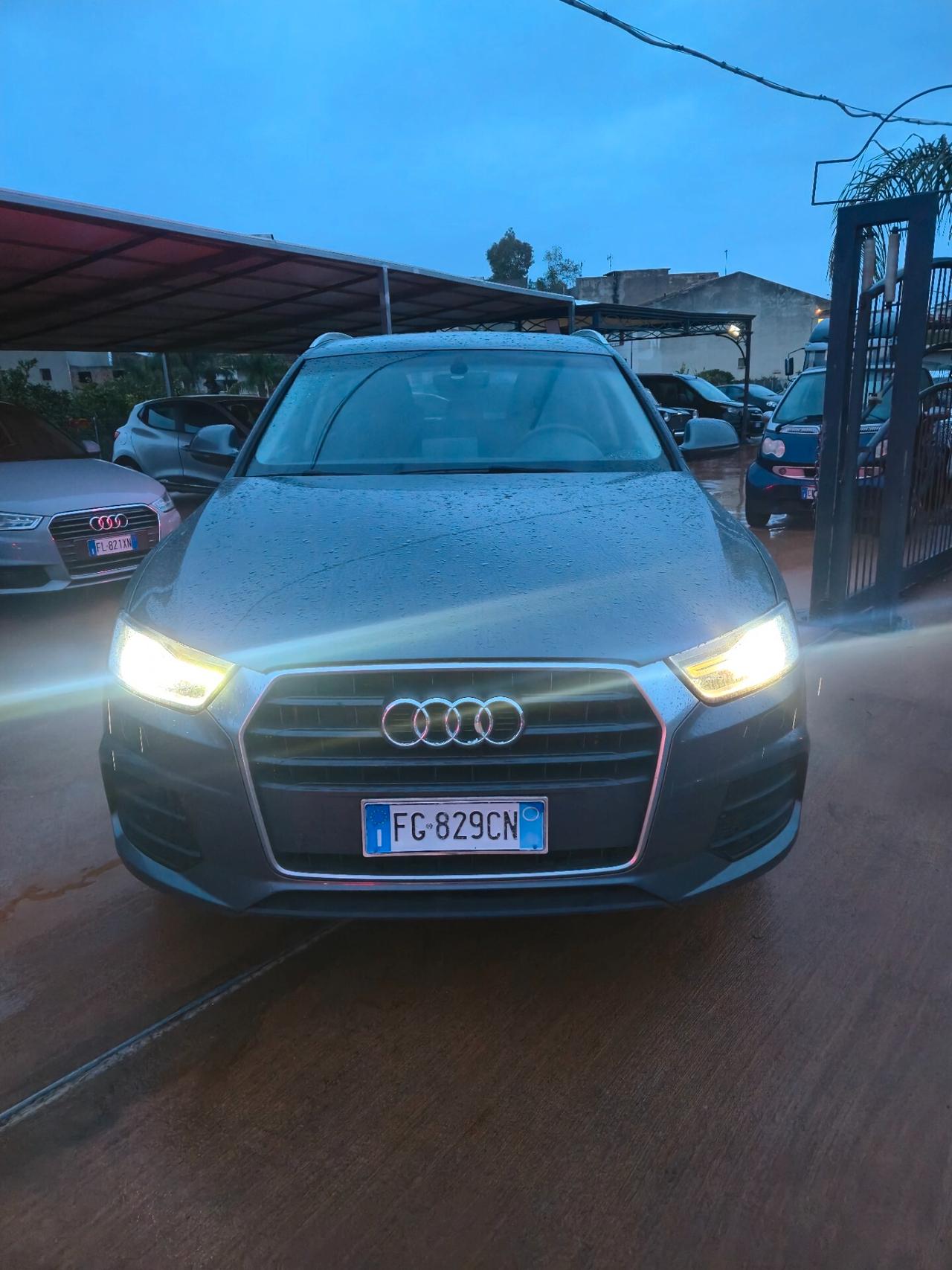 Audi Q3 2.0 TDI 150 CV Sport