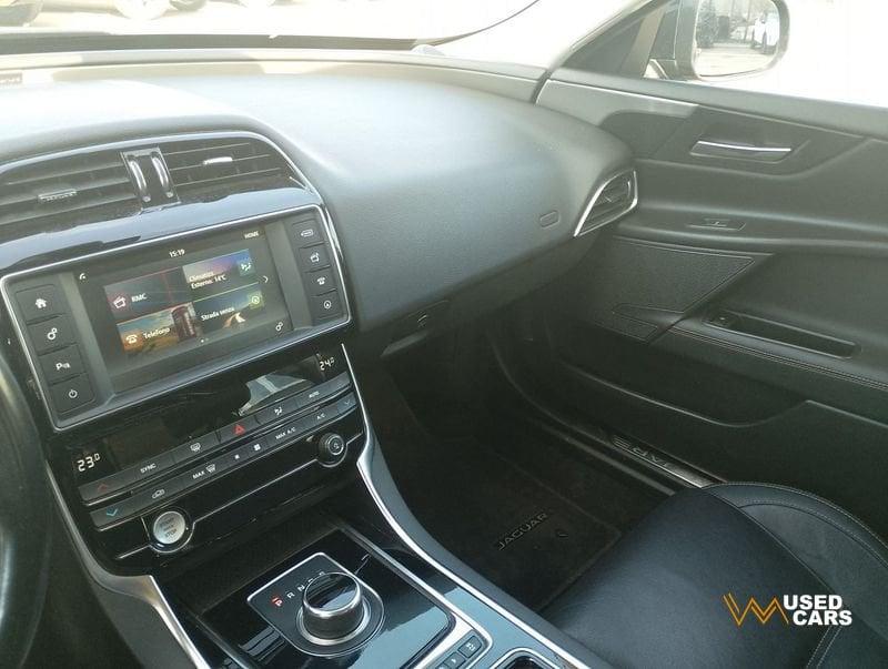 Jaguar XE 2.0D 180PS PORTFOLIO AUTO