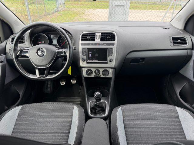 VOLKSWAGEN Polo Cross 1.4 TDI 90CV 5 PORTE UNIPROPRIETARIO SENSORI PARCH