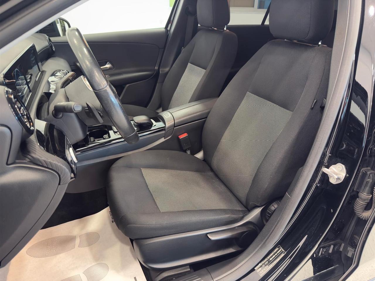 Mercedes-benz A 180 d Automatic Business