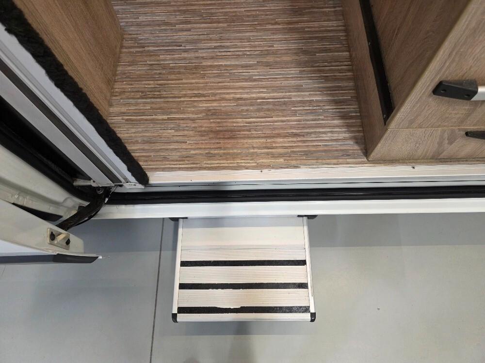 CAMPER VAN FONT VENDOME H 307